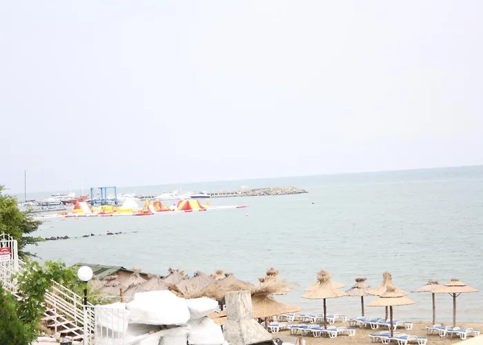 Iris Beach Hotel