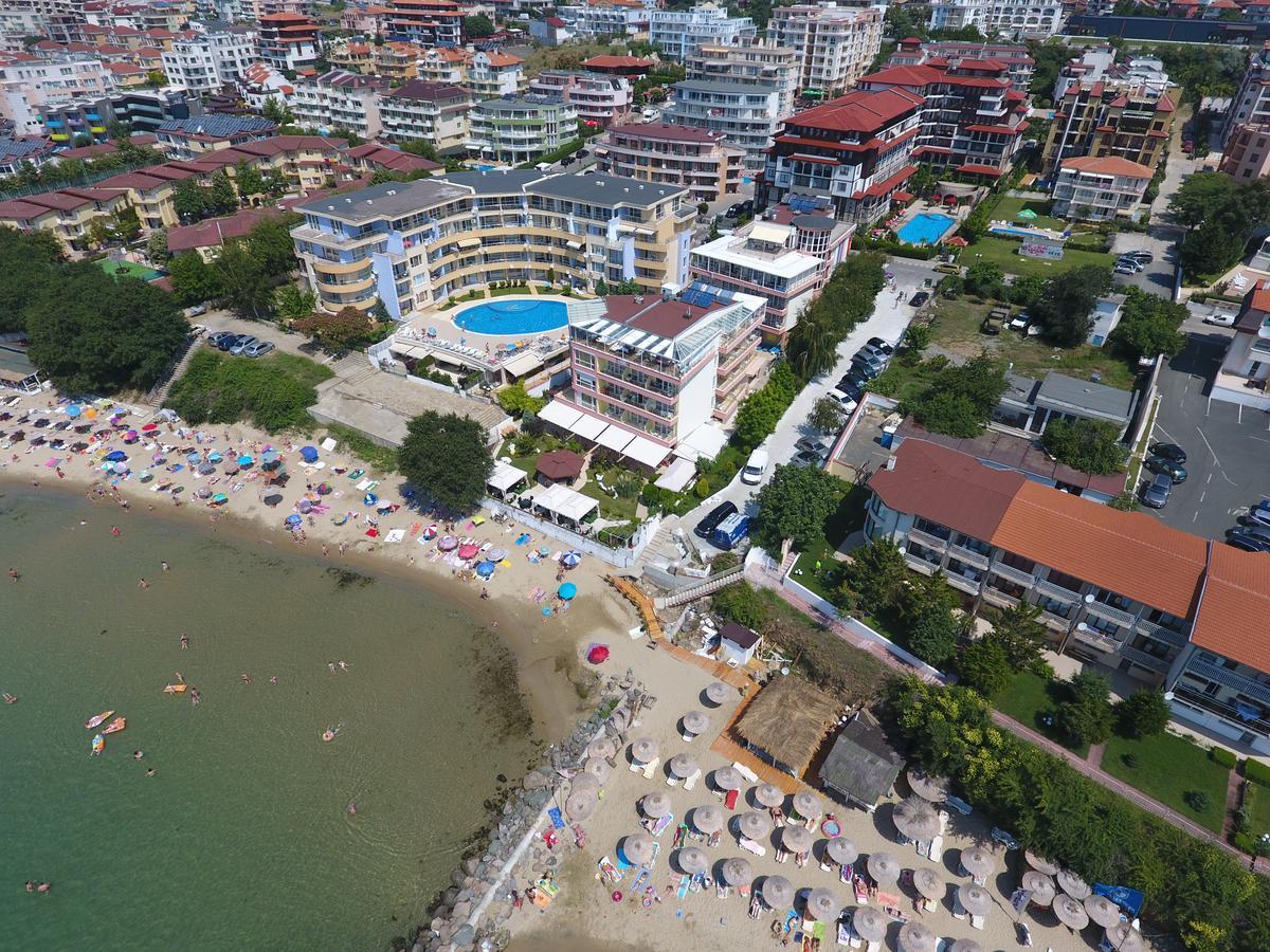 Hotel Iris